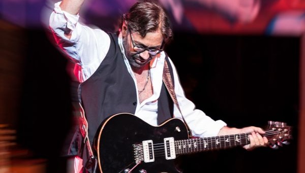 AL DI MEOLA