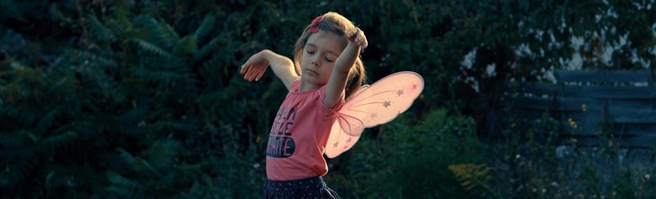 ΜΙΚΡΟ ΜΟΥ ΚΟΡΙΤΣΙ / LITTLE GIRL / PETITE FILLE